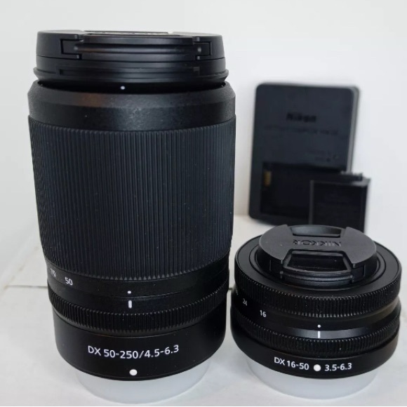 Nikon Z50 Black Digital Camera Kit with Two Versatile Lenses and Bag - Picture 4 of 8